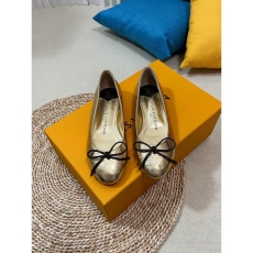 LV flat shoes